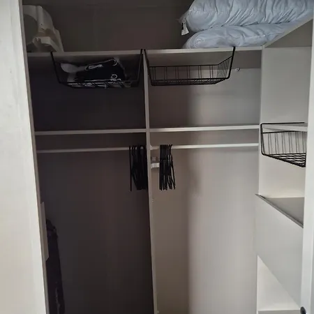 Un Toit Sur Le Bassin Les Embruns Camping