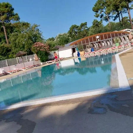 אתר קמפינג Un Toit Sur Le Bassin Les Embruns Lège-Cap-Ferret