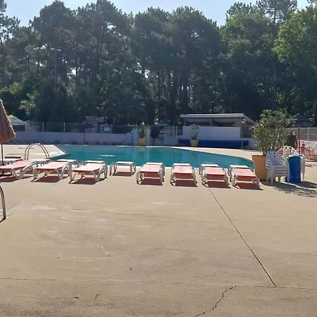 Un Toit Sur Le Bassin Les Embruns Campsite *